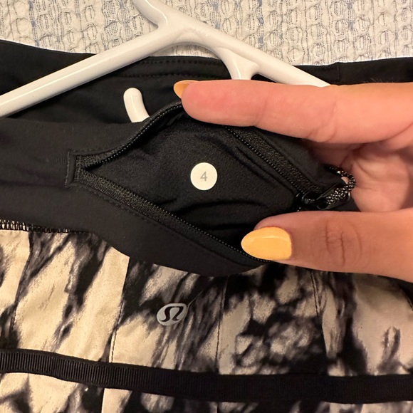 Lululemon skirt! - Picture 3 of 3